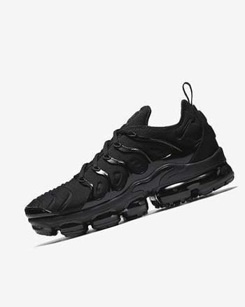 Black / Black / Dark Grey Men's Nike Air VaporMax Plus Sneakers | UK3246