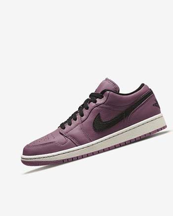 Light Beige / Black Women's Nike Air Jordan 1 Low SE Sneakers | UK4607