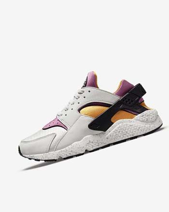 Light Beige / Gold / Black / Pink Men's Nike Air Huarache Sneakers | UK4934