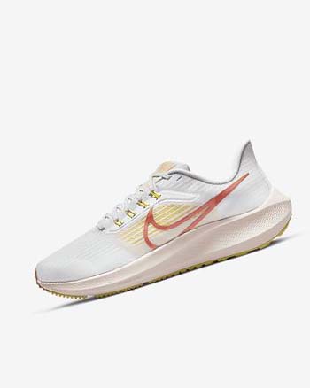 White / Light Women's Nike Air Zoom Pegasus 39 Running Shoes | UK5535