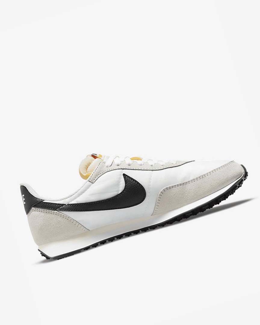 Beige / White / Black Men's Nike Waffle Trainer 2 Casual Shoes | UK4927