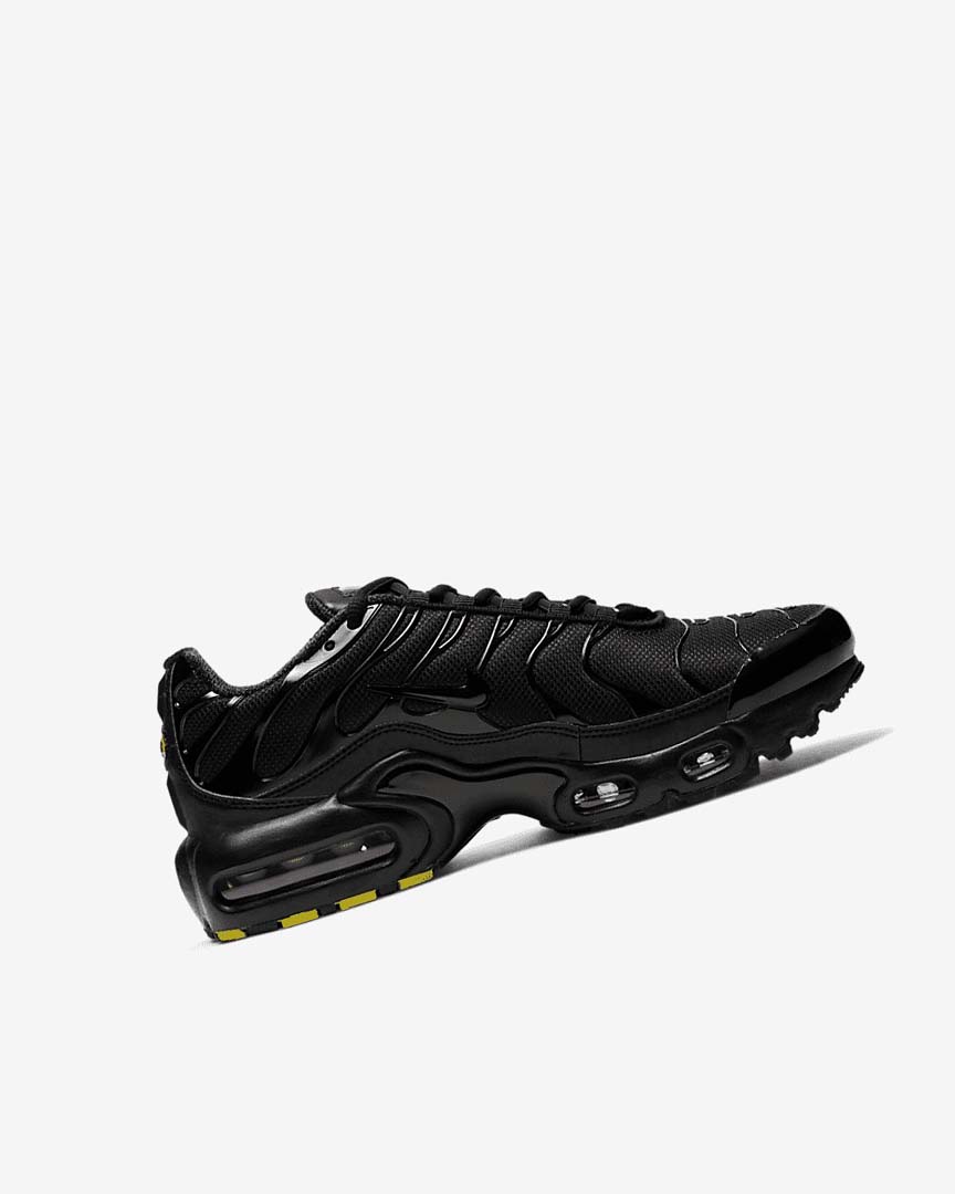 Black / Black / Black Girls' Nike Air Max Plus Sneakers | UK3125