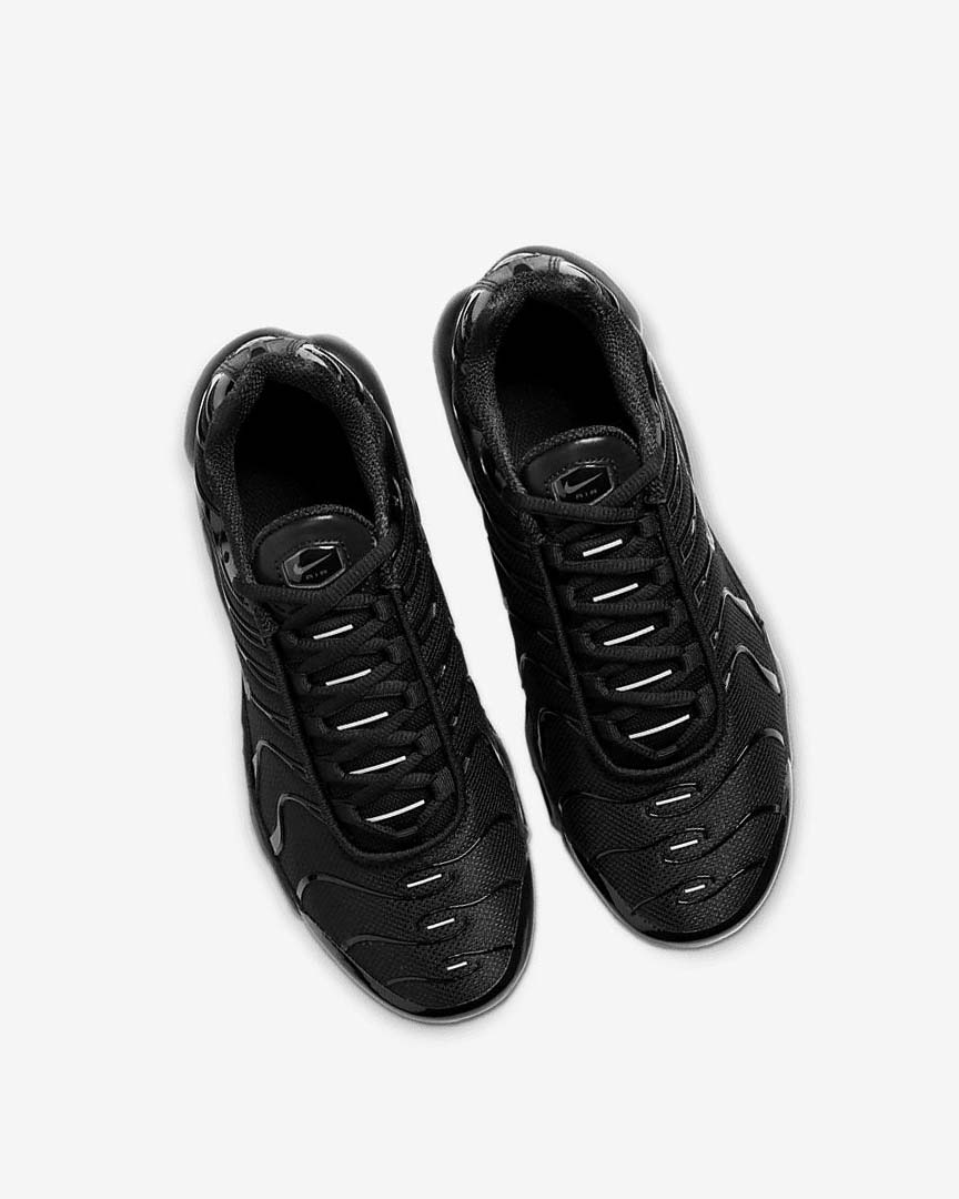 Black / Black / Black Girls' Nike Air Max Plus Sneakers | UK3125