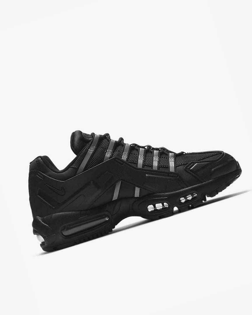 Black / Black / Black Men's Nike Air Max 95 NDSTRKT Casual Shoes | UK2466