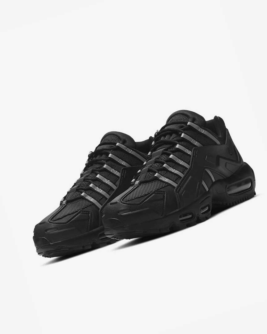 Black / Black / Black Men's Nike Air Max 95 NDSTRKT Casual Shoes | UK2466