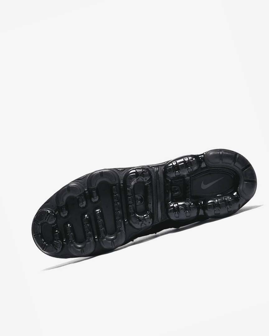 Black / Black / Dark Grey Men's Nike Air VaporMax Plus Sneakers | UK3246