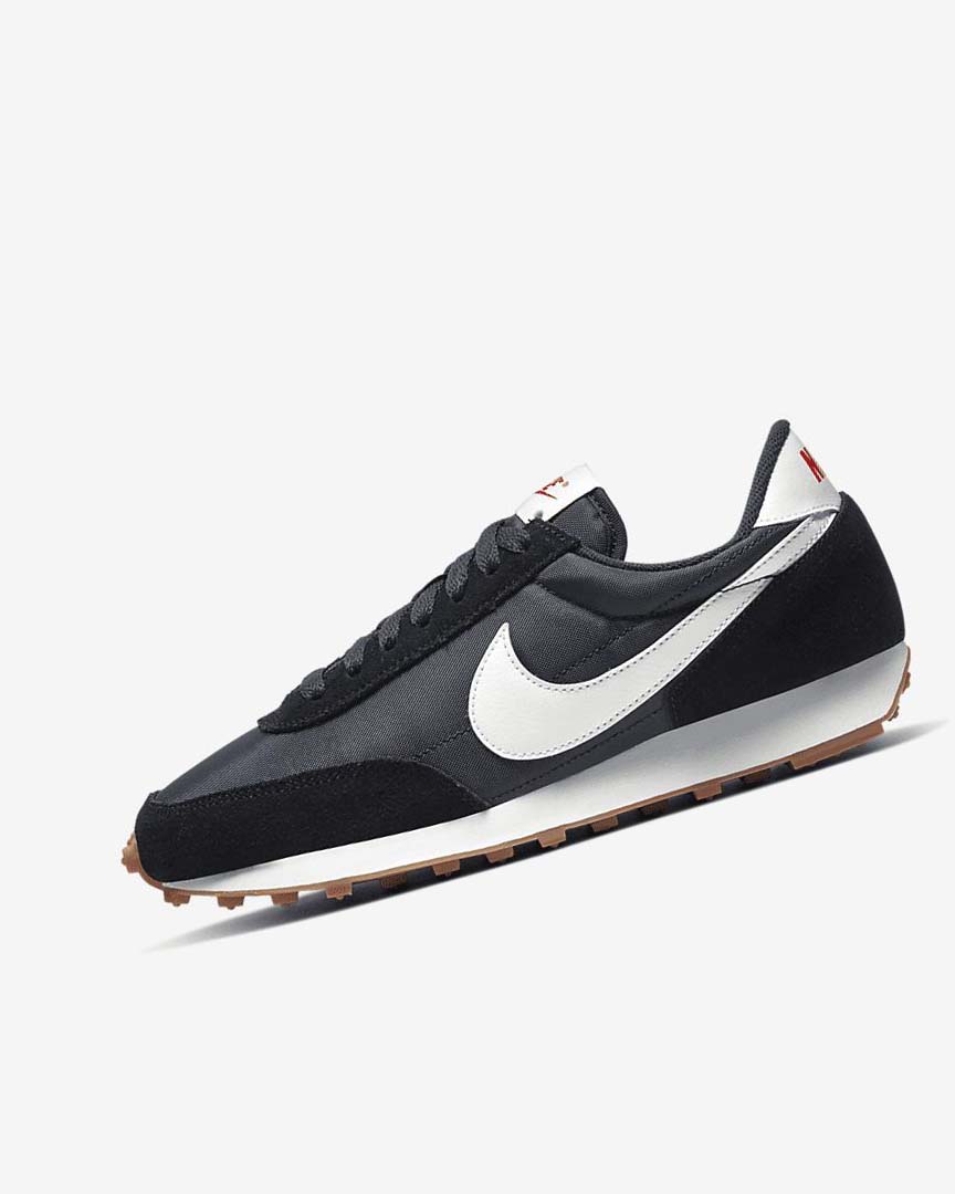 Black / Brown / White Women\'s Nike Daybreak Sneakers | UK2695