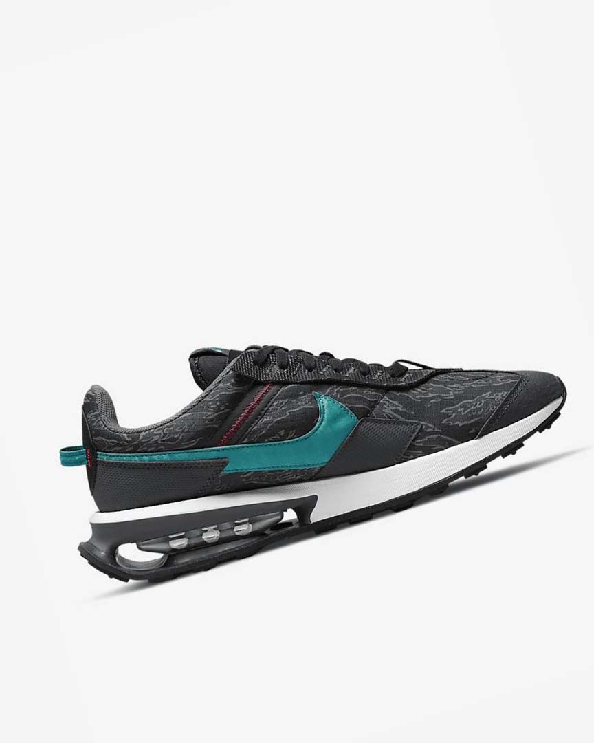 Black / Dark Grey / Grey Men's Nike Air Max Pre-Day SE Sneakers | UK3107