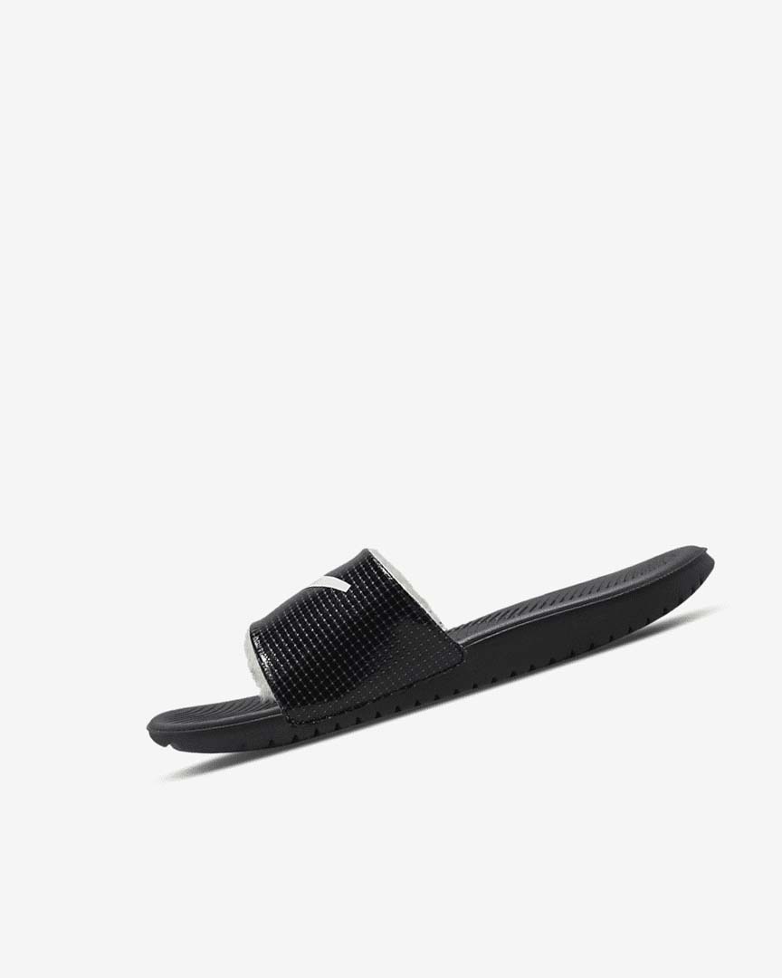 Black Girls\' Nike Kawa SE Slides | UK2615