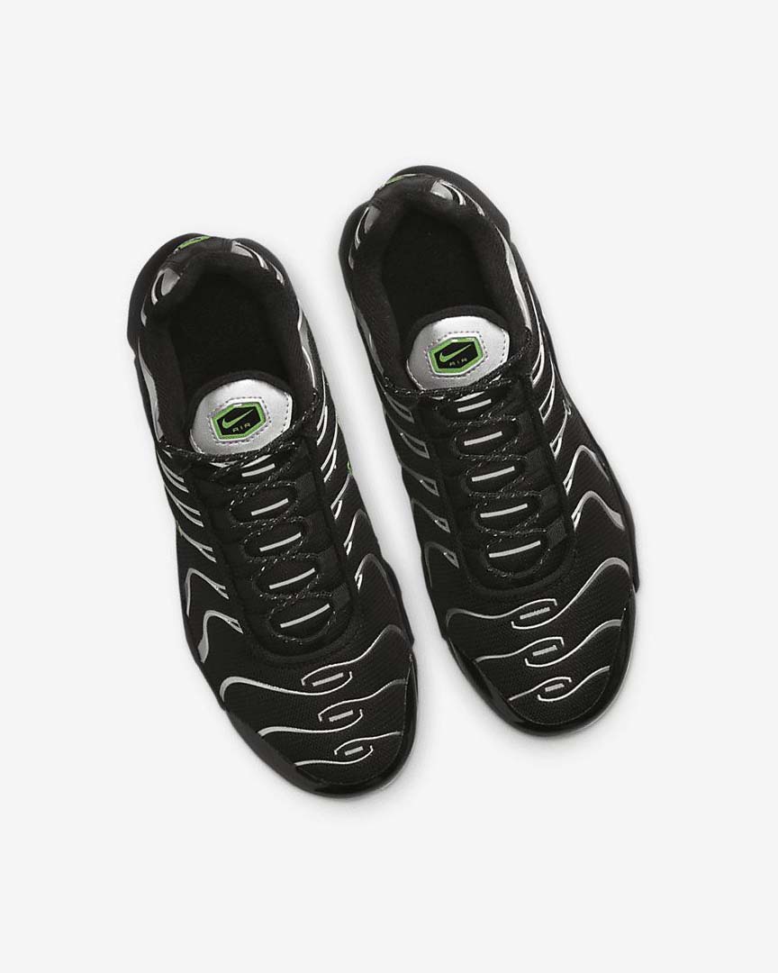 Black / Green / Metal Silver / Black Boys' Nike Air Max Plus Sneakers | UK5181