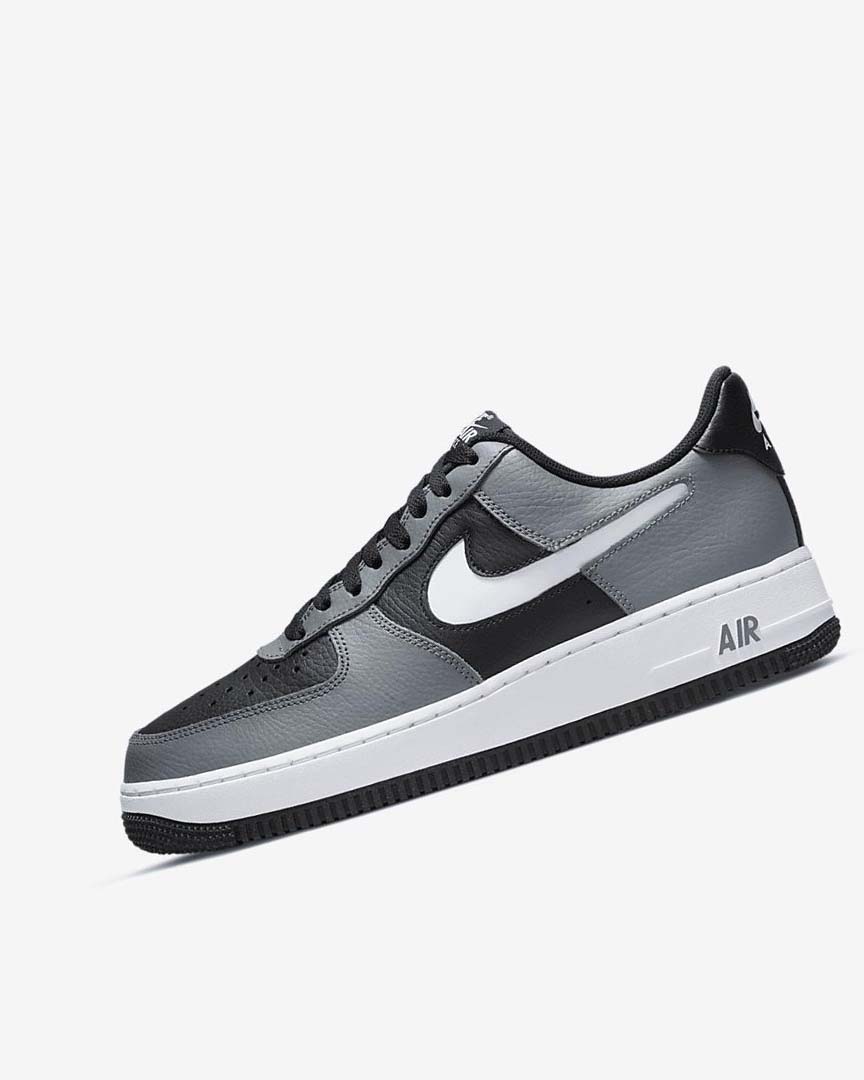 Black / Grey / White Men\'s Nike Air Force 1 \'07 LV8 Sneakers | UK2750