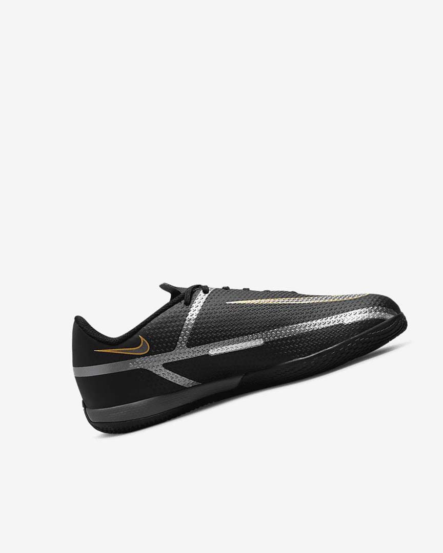 Black / Metal Gold / Dark Grey / Metal Dark Grey Boys' Nike Jr. Phantom GT2 Academy IC Football Shoes | UK5073