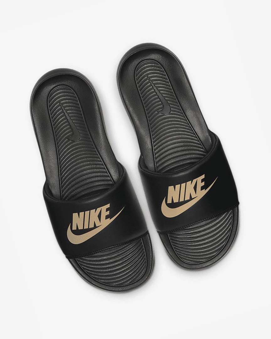 Black / Metal Gold Men's Nike Victori One Slides | UK5496