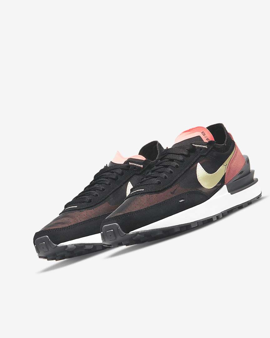 Black / Red / Light Green Women's Nike Waffle One Sneakers | UK2437