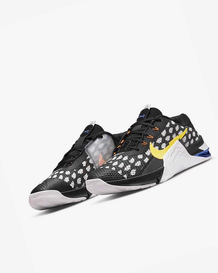 Black / White / Blue / Yellow Men's Nike Metcon 7 Training Shoes | UK5444