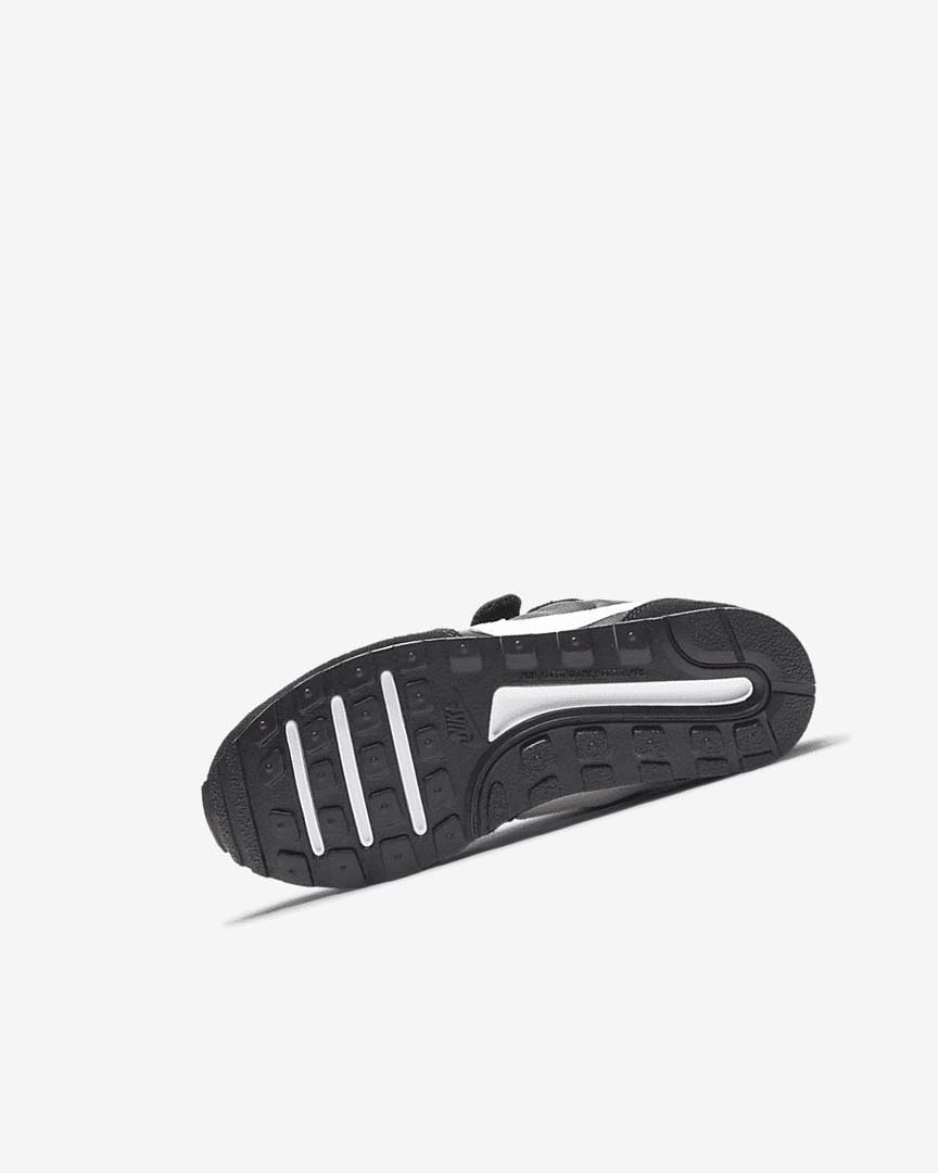 Black / White Boys' Nike MD Valiant Shoes | UK2361