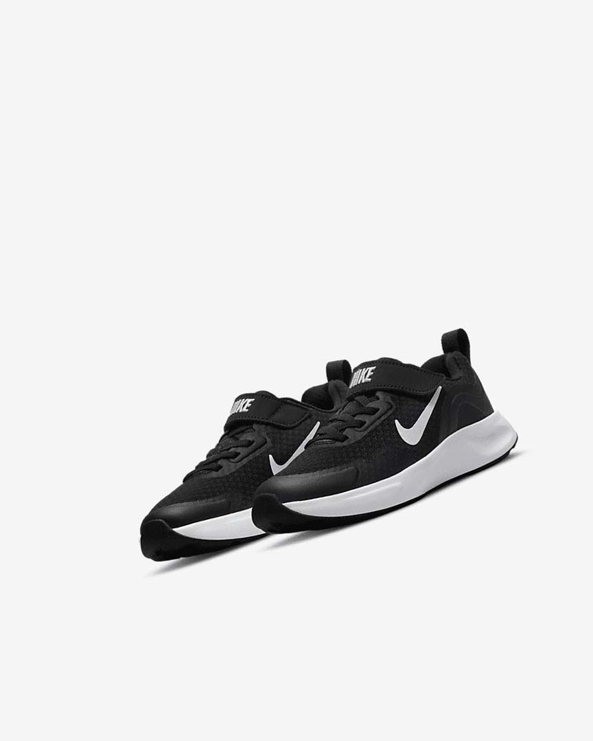 Black / White Boys' Nike Wearallday Sneakers | UK5499