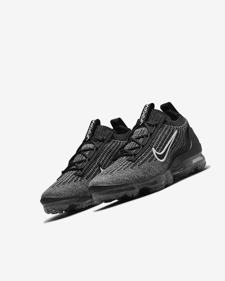 Black / White / Dark Grey / Black Boys' Nike Air VaporMax 2021 FK Sneakers | UK4645