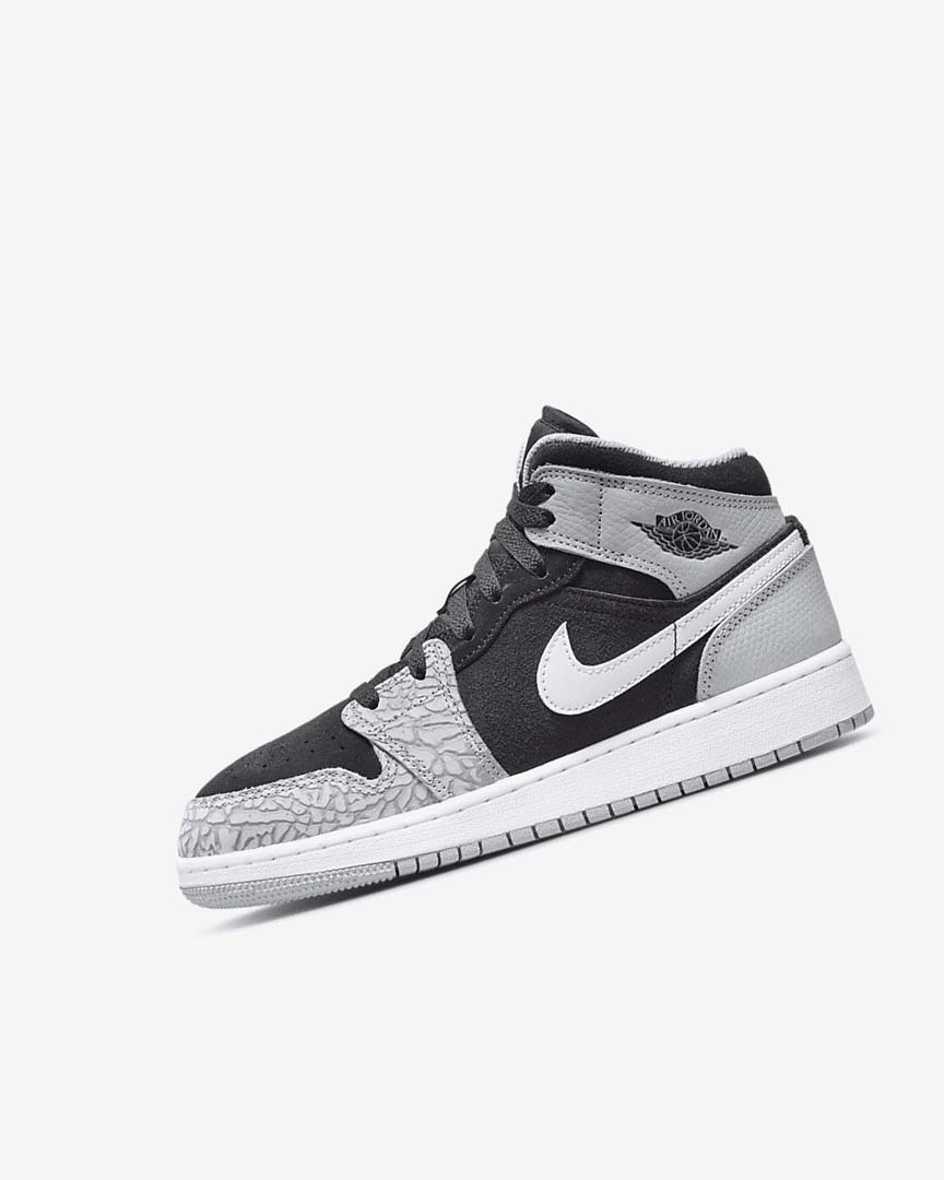 Black / White / Light Grey / Red Boys\' Nike Air Jordan 1 Mid SE Sneakers | UK3237