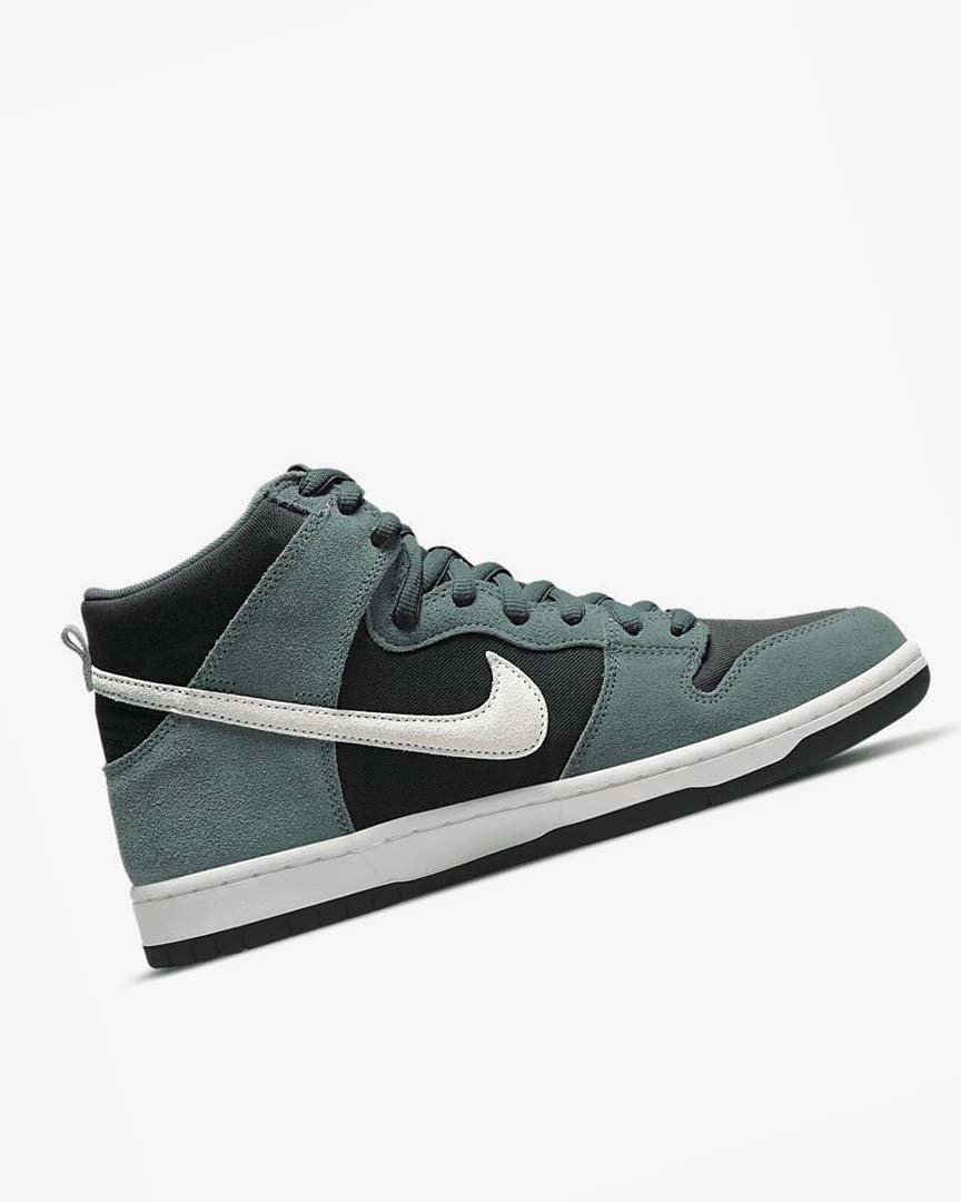 Black / White Men's Nike SB Dunk High Pro Skate Shoes | UK2345