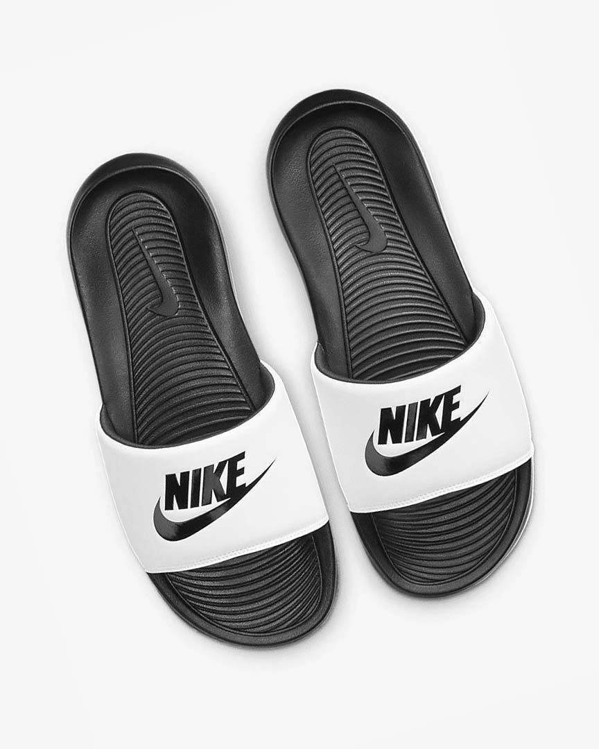 Black / White Men's Nike Victori One Slides | UK4781