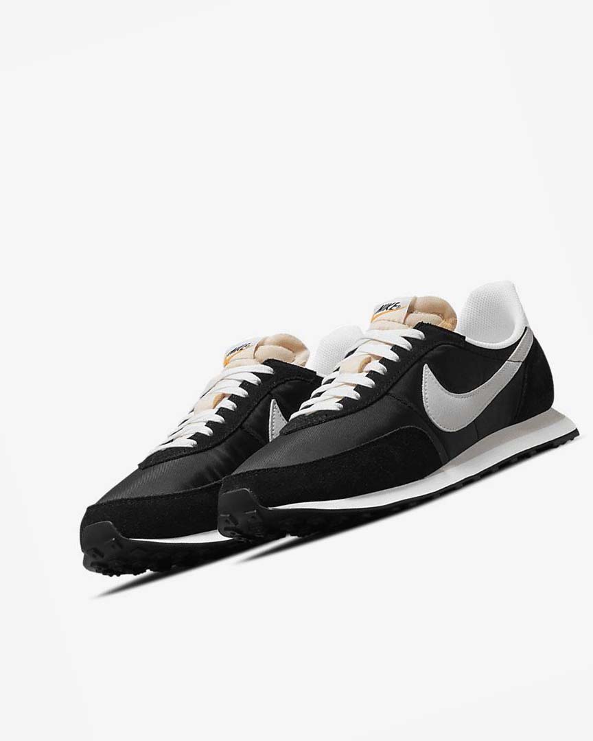 Black / White Men's Nike Waffle Trainer 2 Casual Shoes | UK3240