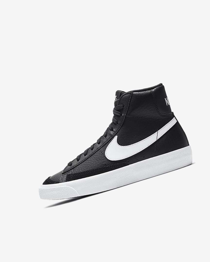 Black / White / Orange Girls\' Nike Blazer Mid \'77 Sneakers | UK4683