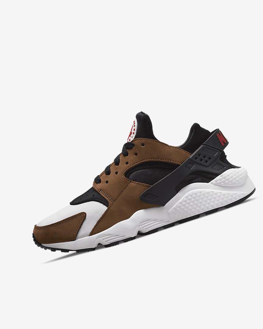 Black / White / Red Men\'s Nike Air Huarache LE Sneakers | UK2486