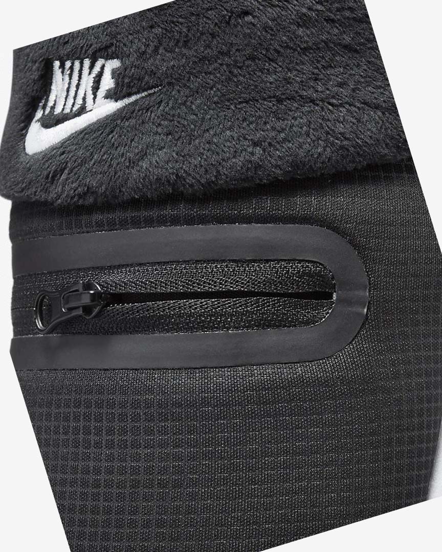 Black / White Women's Nike Burrow Slippers | UK4606