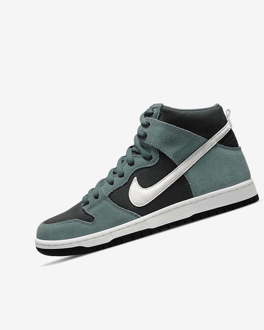 Black / White Women\'s Nike SB Dunk High Pro Skate Shoes | UK2908