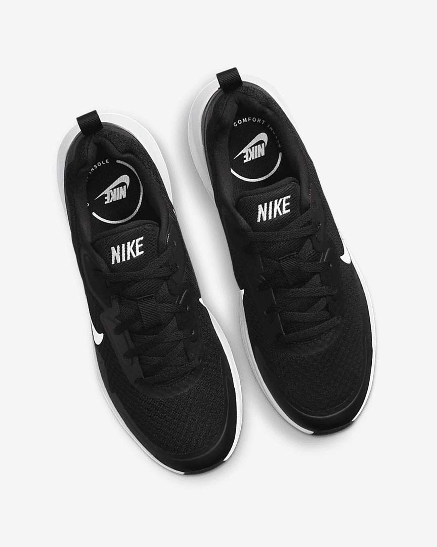 Black / White Women's Nike Wearallday Sneakers | UK2434