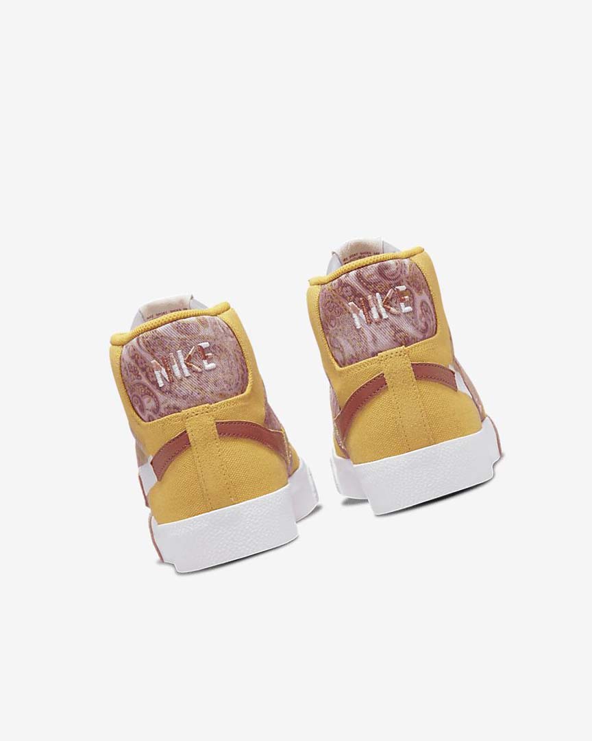 Gold / White Women's Nike SB Zoom Blazer Mid PRM Skate Shoes | UK3010