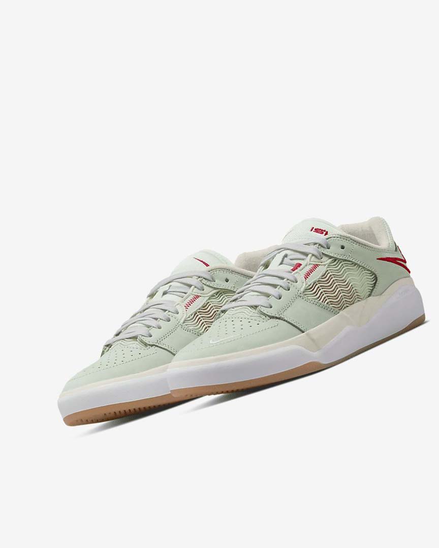 Green / Light Beige / Red Women's Nike SB Ishod Wair Premium Skate Shoes | UK3182