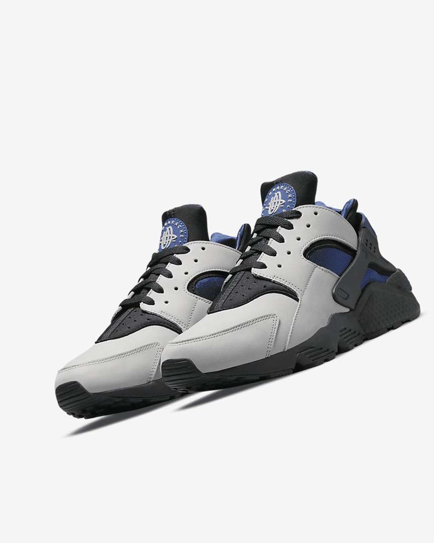 Grey / Black / Navy Men's Nike Air Huarache LE Sneakers | UK5193