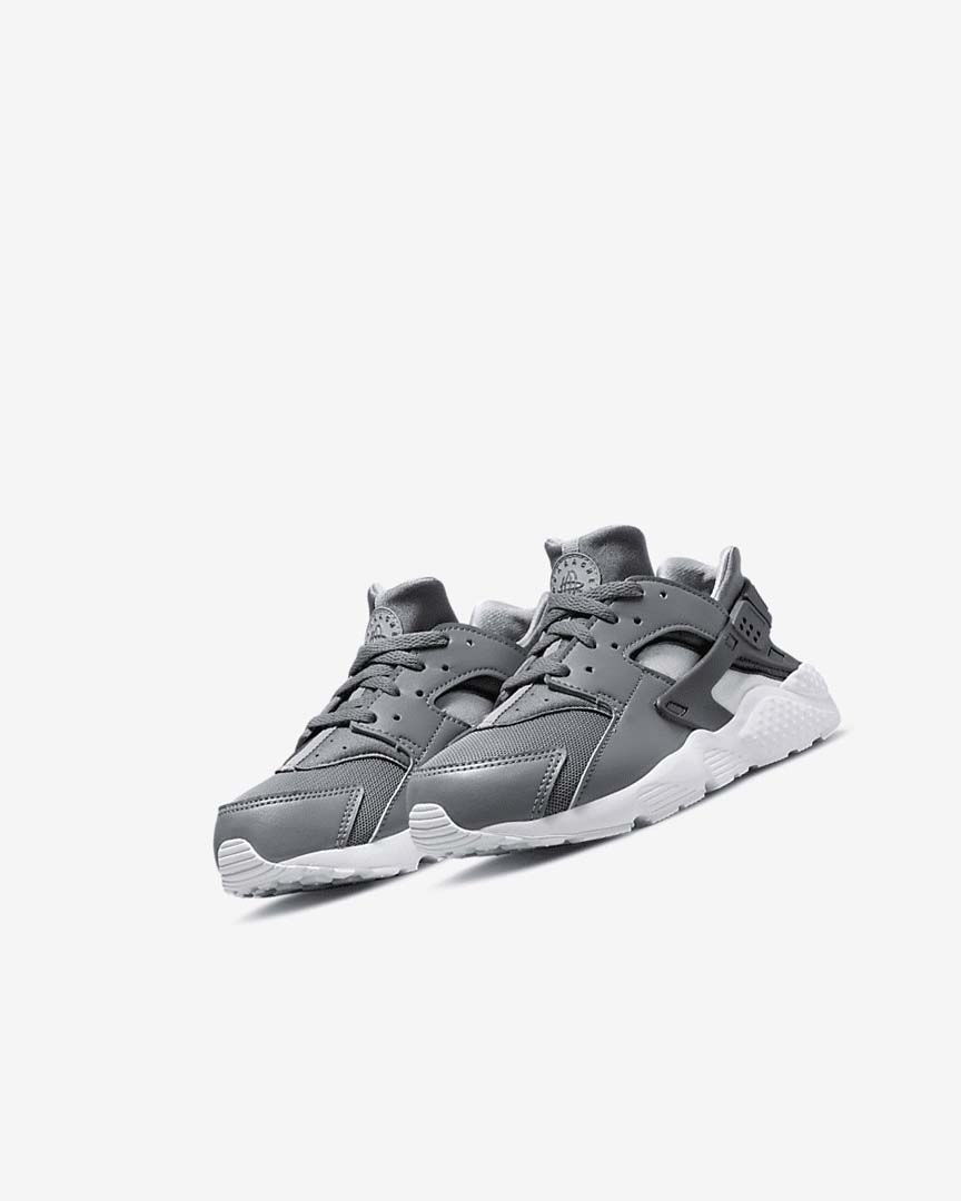 Grey / Grey / White / Grey Girls' Nike Huarache Run Shoes | UK5352