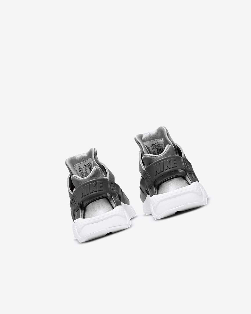 Grey / Grey / White / Grey Girls' Nike Huarache Run Shoes | UK5352