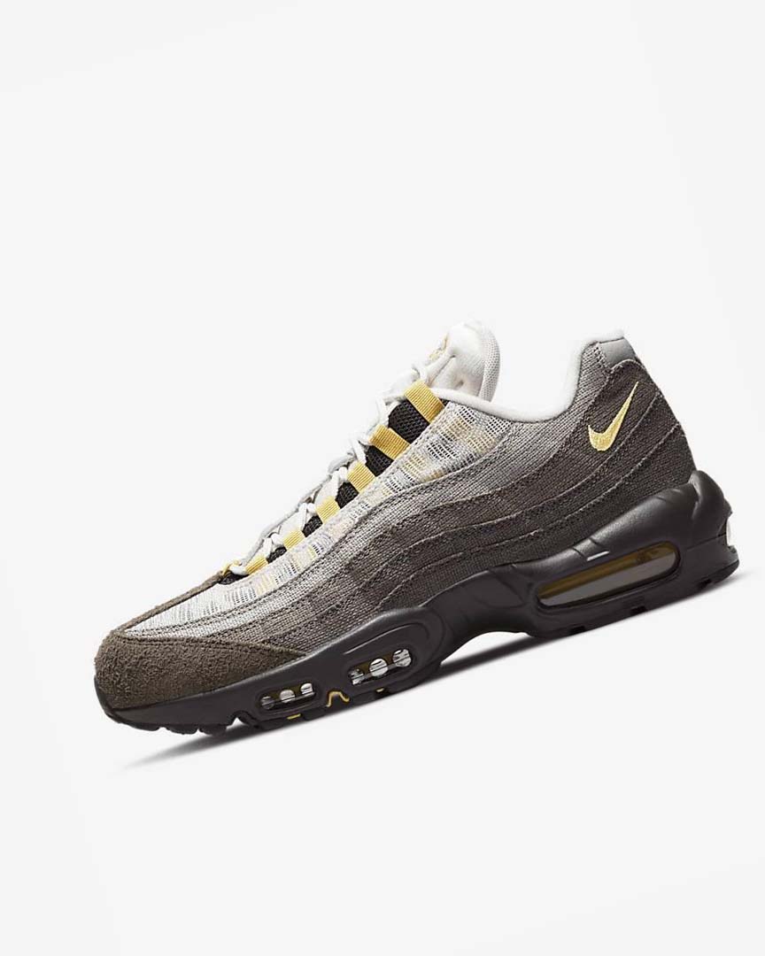 Grey / Olive Grey Men\'s Nike Air Max 95 Casual Shoes | UK2738