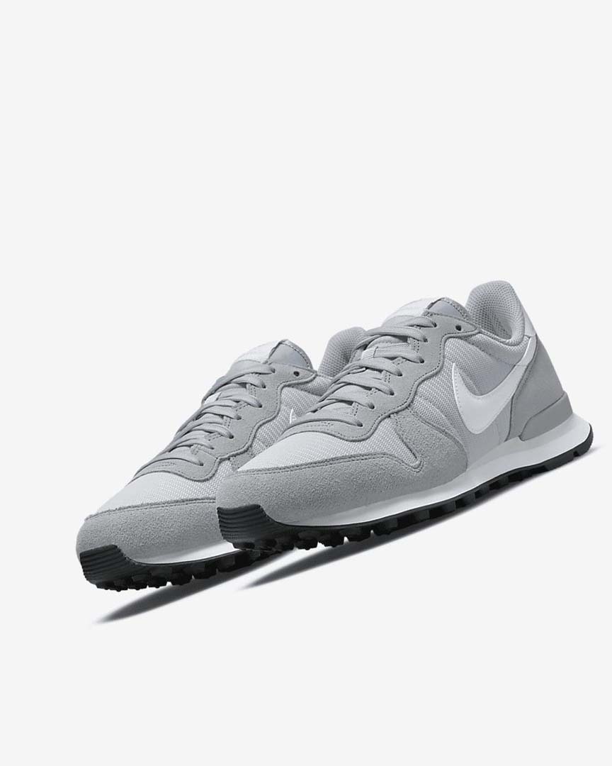 Grey / Platinum / Black / White Women's Nike Internationalist Sneakers | UK3013