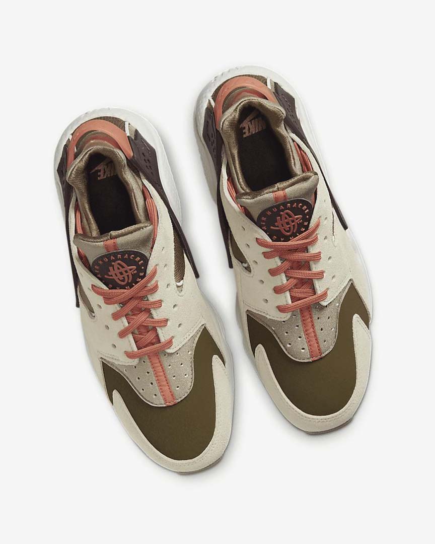 Khaki / Burgundy Women's Nike Air Huarache SP Sneakers | UK5437