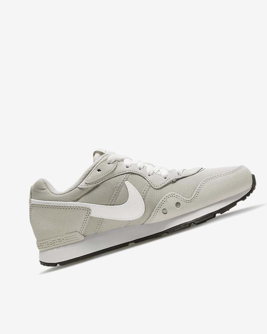 Light Beige / Light Beige / White Women's Nike Venture Runner Sneakers | UK2369