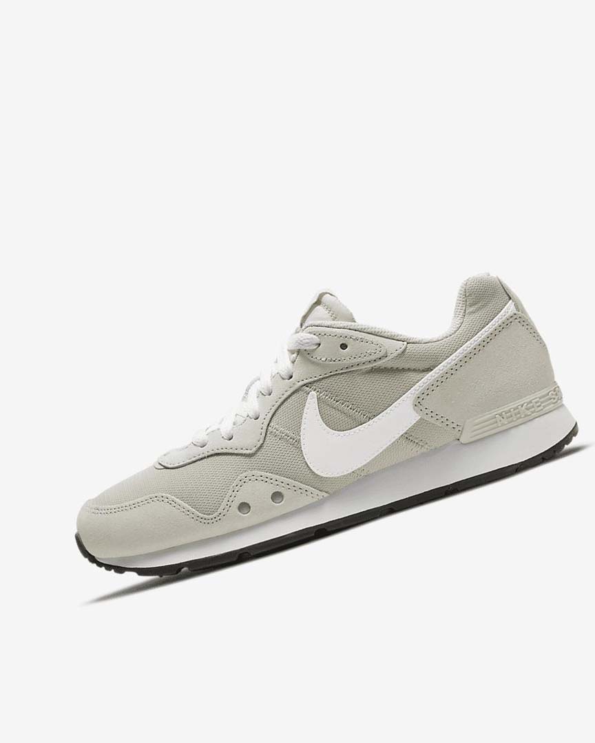 Light Beige / Light Beige / White Women\'s Nike Venture Runner Sneakers | UK2369