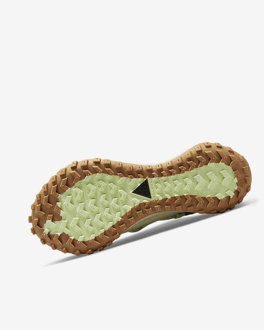 Light Green / Light Brown Men's Nike ACG Mountain Fly Low GORE-TEX SE Sneakers | UK4697