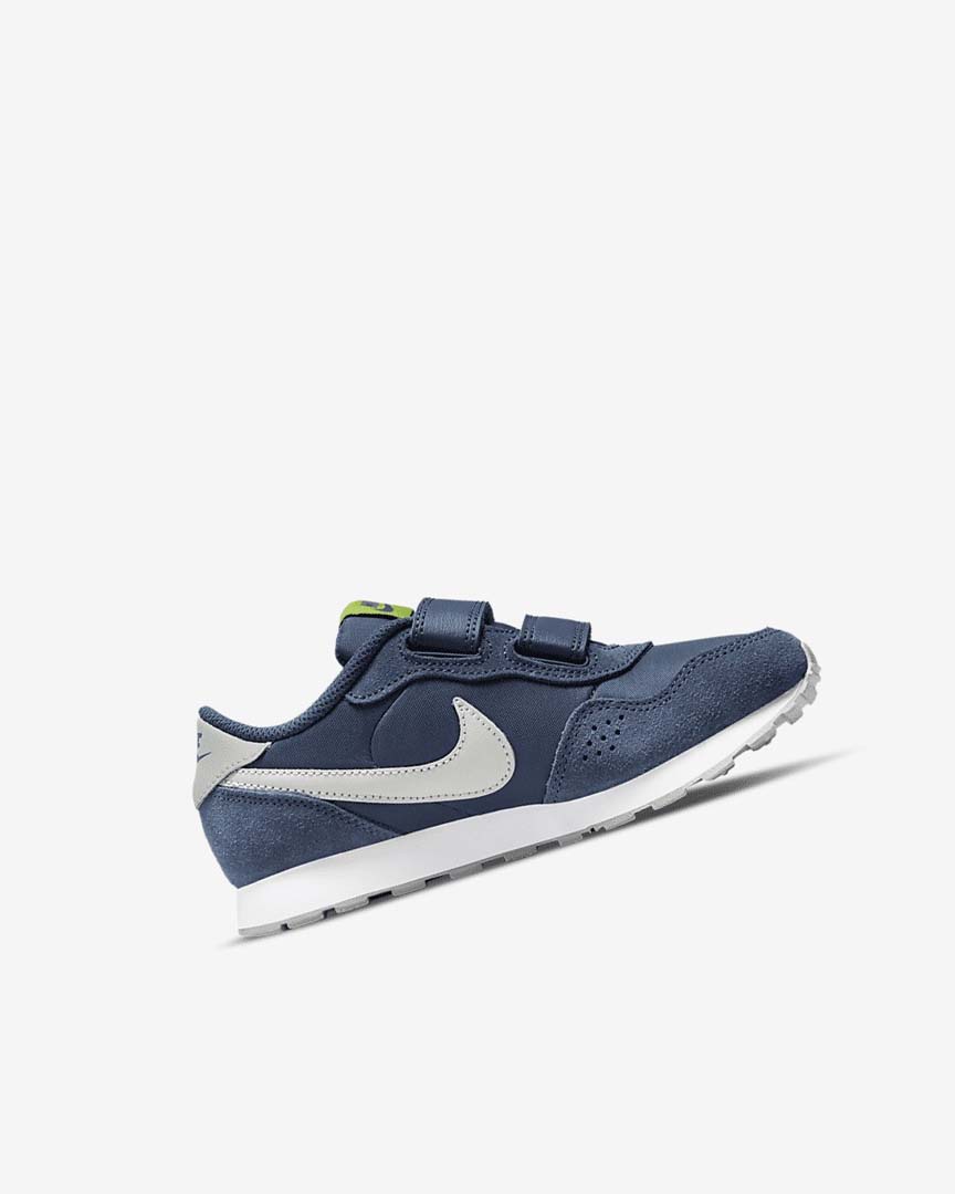 Navy / Green / Grey Girls' Nike MD Valiant Shoes | UK5498