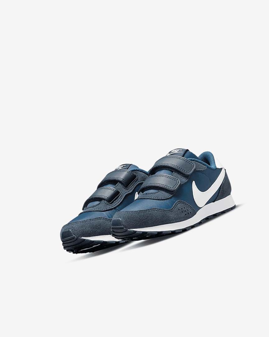 Navy / White Boys' Nike MD Valiant Shoes | UK4823