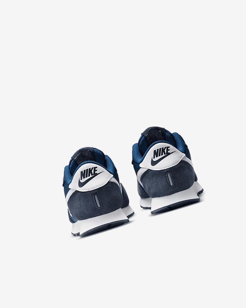 Navy / White Girls' Nike MD Valiant Shoes | UK3115