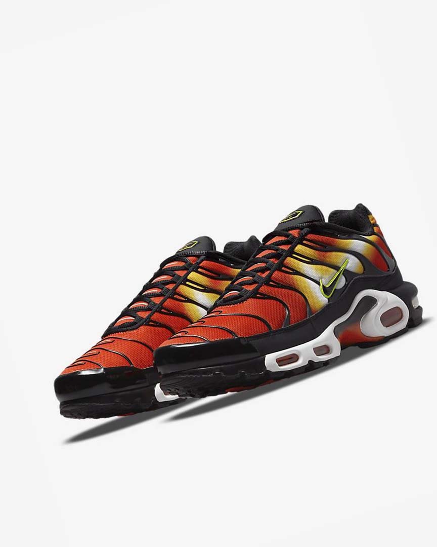 Orange / Gold / Black Men's Nike Air Max Plus Sneakers | UK2728