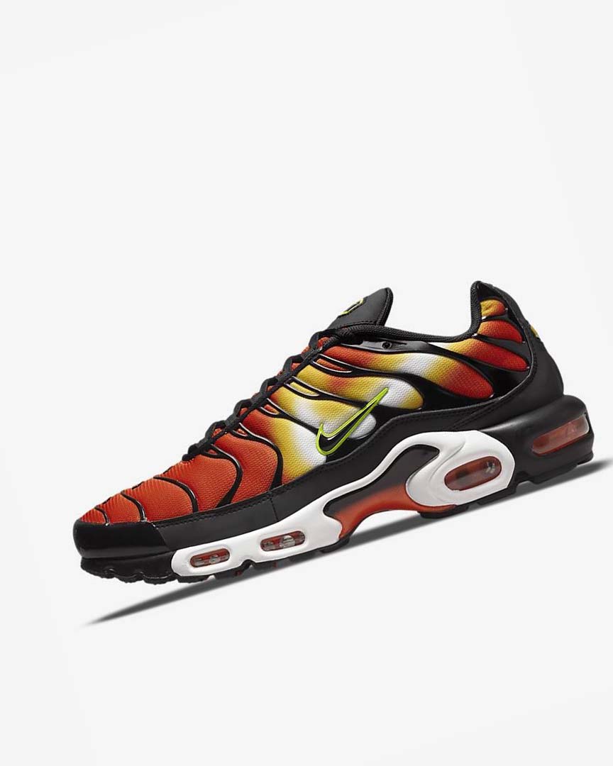 Orange / Gold / Black Men\'s Nike Air Max Plus Sneakers | UK2728