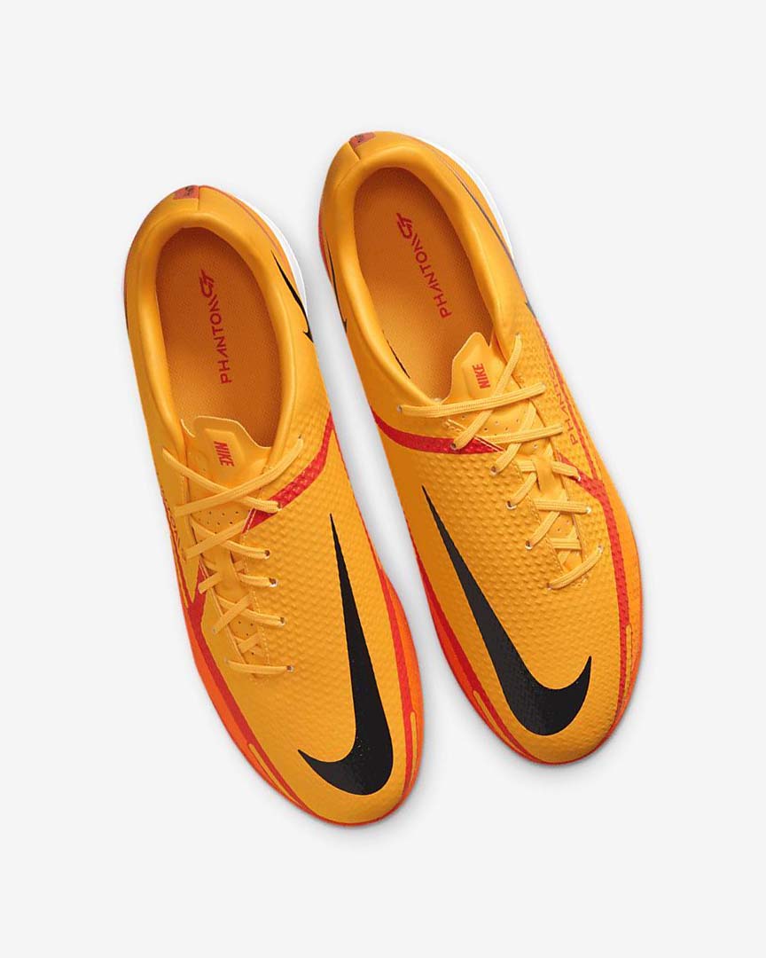 Orange / Orange / Light Red / Black Women's Nike Phantom GT2 Academy IC Football Shoes | UK4595