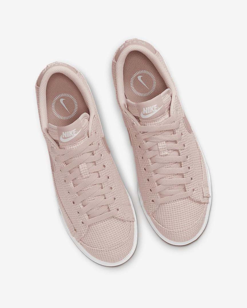 Pink / White / Pink / Rose Women's Nike Blazer Low Platform Sneakers | UK4696