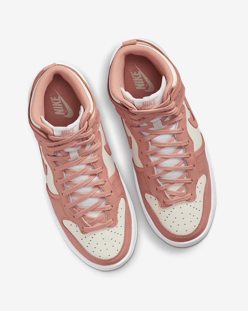 Red Women's Nike Dunk High Up Sneakers | UK3033